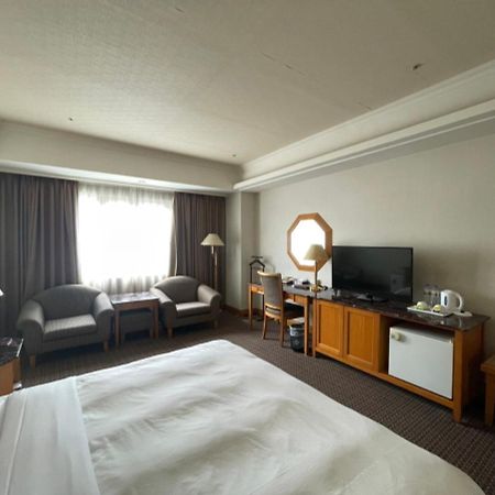 Chuto Plaza Hotel Taoyuan Extérieur photo